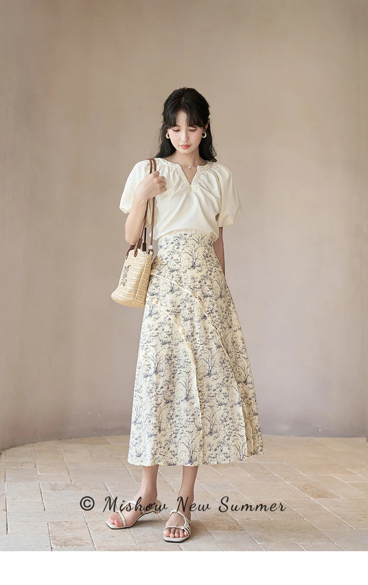 MISHOW Retro Floral Midi Skirt for Women Summer 2023 Side Split High Waist A-line Elegant Elastic Waist Long Skirts MXC37B0044