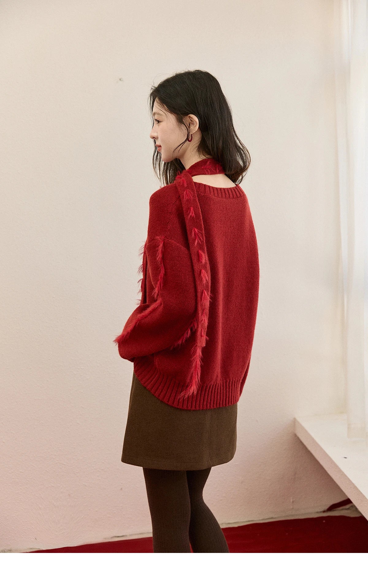 MISHOW Christmas Knitted Sweater Women 2025 Winter Burgundy V-neck Loose Tops Mink Fur Tassel with Scarf Tie Sweaters MXE93Z2809