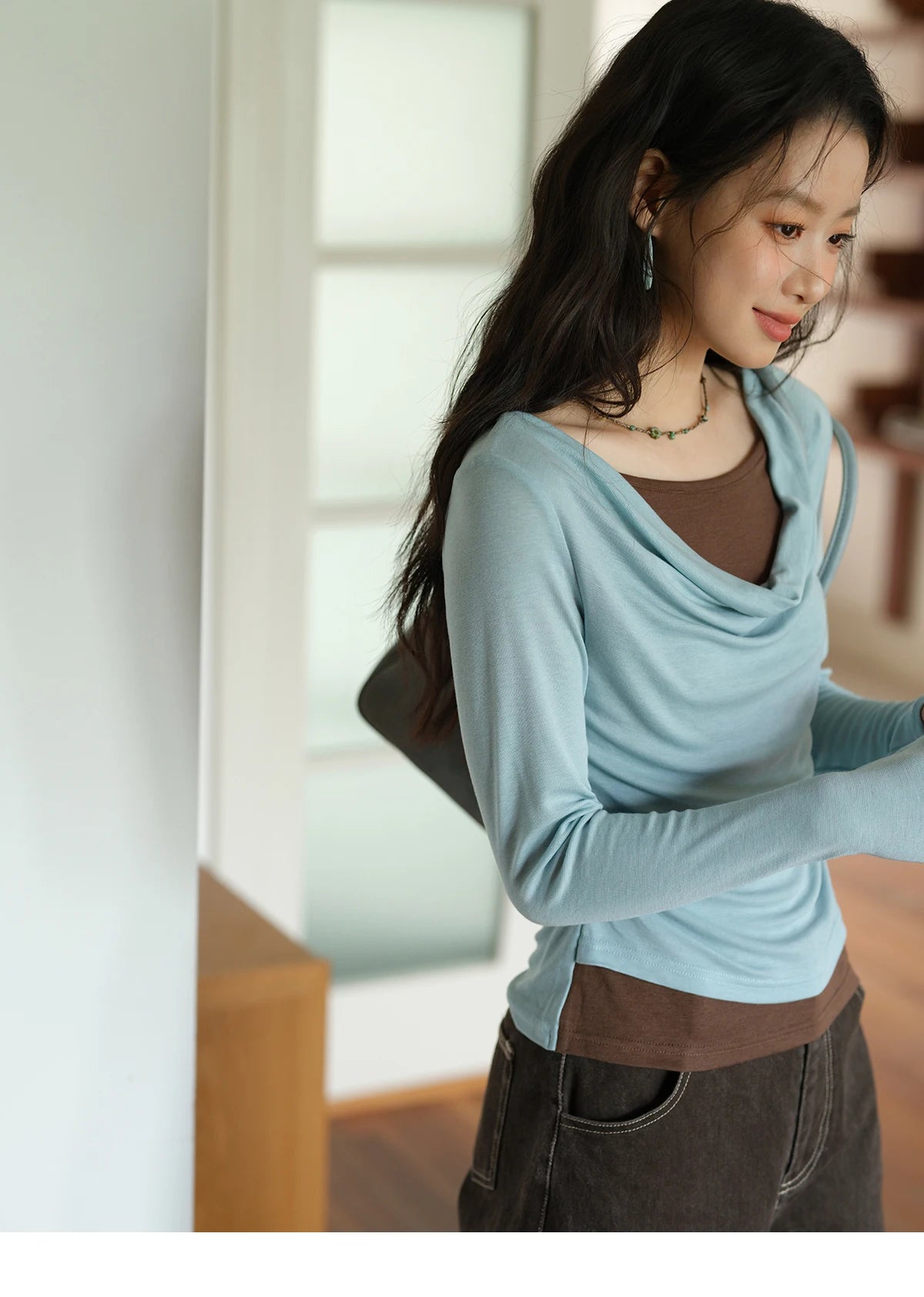 MISHOW Multi Colored Fake Two-piece Knitted Sweater 2025 Autumn Swinging Collar Casual Tops Contrasting Waist Top MXE42Z1341