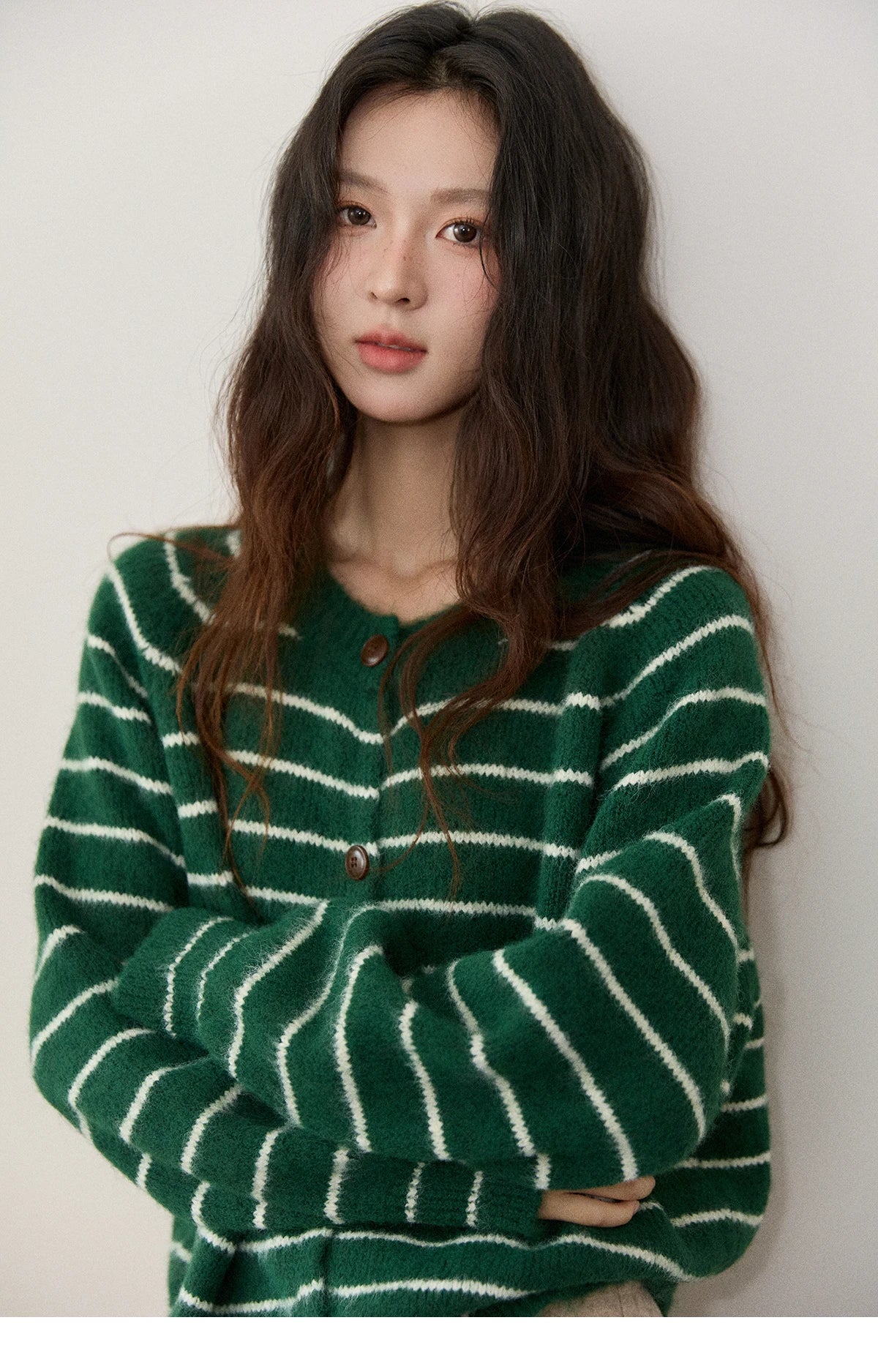 MISHOW Green Striped Cardigans for Woman 2025 Winter Knitted Cardigan Wool Blend Loose Retro Crew Neck Knit Sweater MXE86Z2735