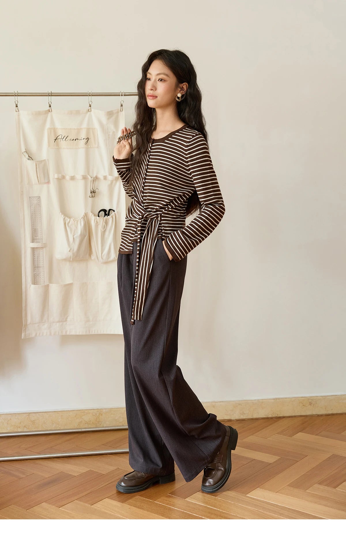 MISHOW Women's Coffee Striped Knitted Top 2025 Autumn Retro Commute Long Sleeves Loose Cardigan Sweater Women Clothes MXE46Z2537