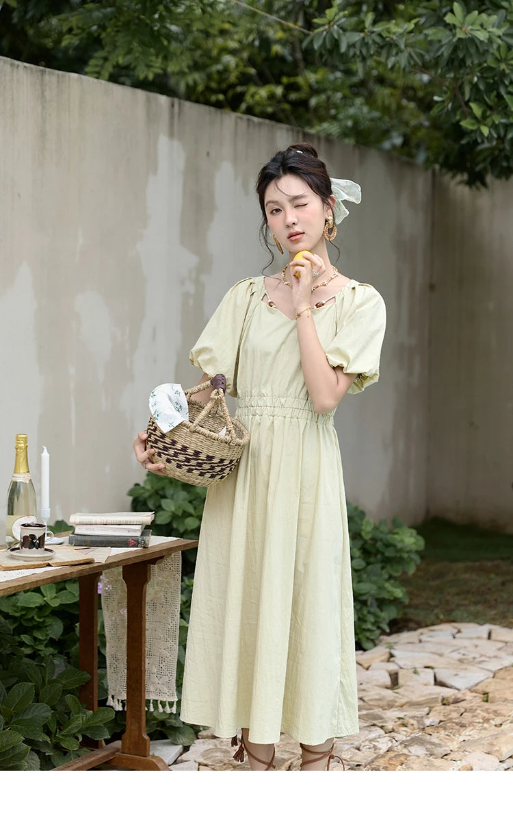 MISHOW French V-neck Bubble Sleeve Dress for Women Summer 2025 Elegant Waist Dress Back Green Waist Exposed Dresses MXD22L1825