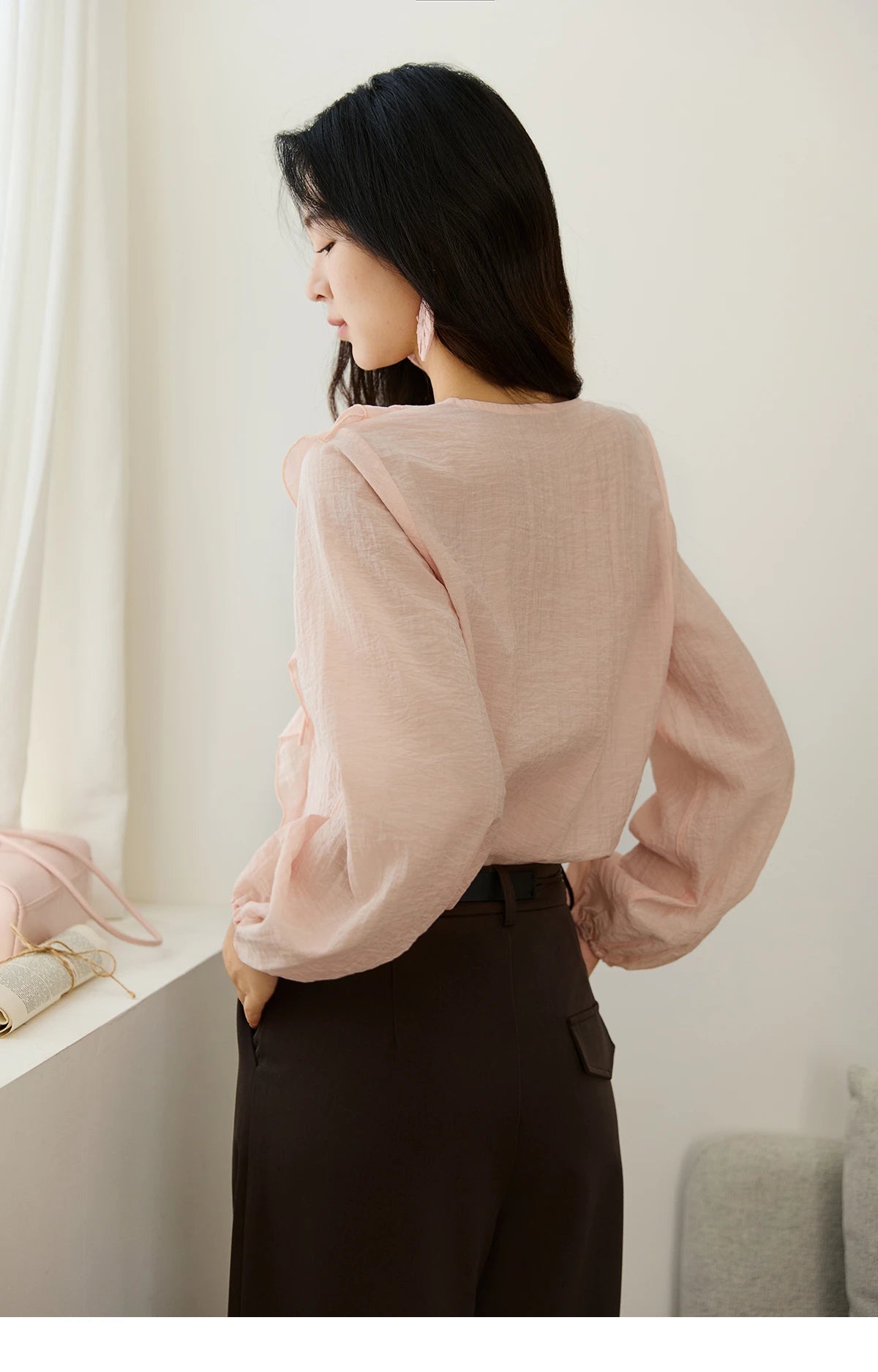 MISHOW Pink Ruffled Blouse for Woman 2025 Autumn New Elegant Sweet V-neck Lace-up Design Shirt Lantern Sleeves Top MXE49X2504