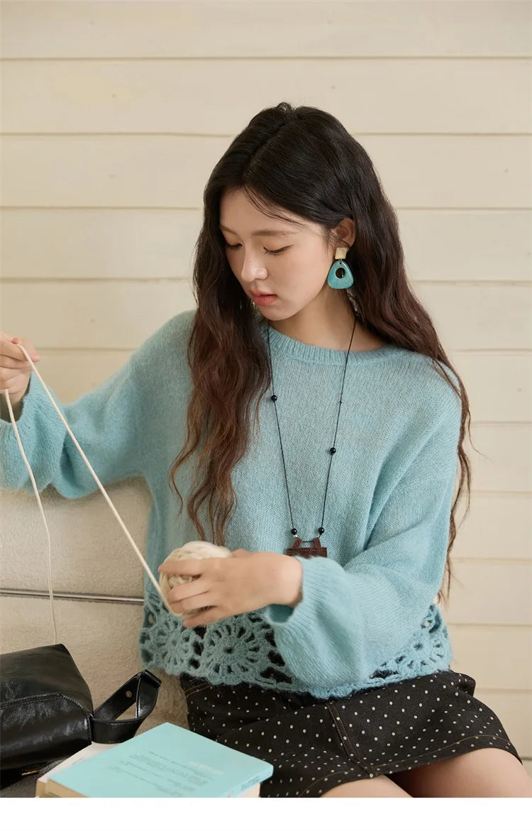 MISHOW Woman Sweaters 2025 Elegant French Hollow Out Floral Sweater Loose O-neck Long Sleeves Knit Top Autumn Clothes MXE44Z2491