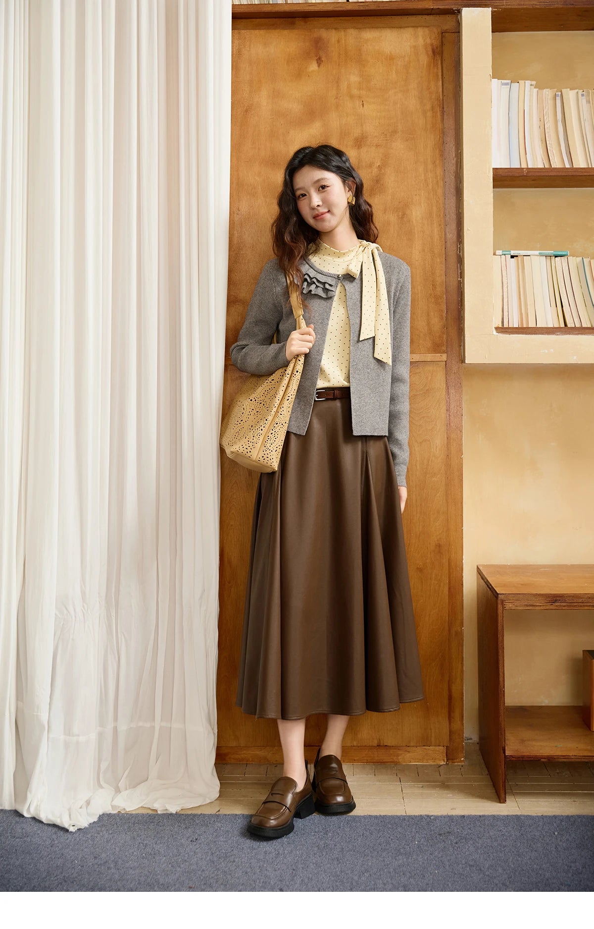 MISHOW Gray Knitted Cardigan Women 2025 Autumn Winter New Ruffled Collar Floral Yarn Striped Loose Lazy Casual Tops MXE45Z1378