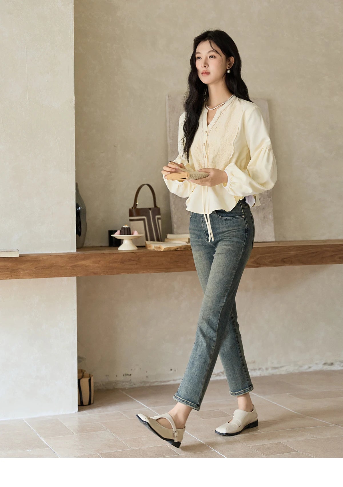 MISHOW Women's French V-neck Blouse Lace Lantern Sleeve Long-sleeved Blouses 2024 Fall Tie Drawstring Waist Slim Tops MXD45X1660