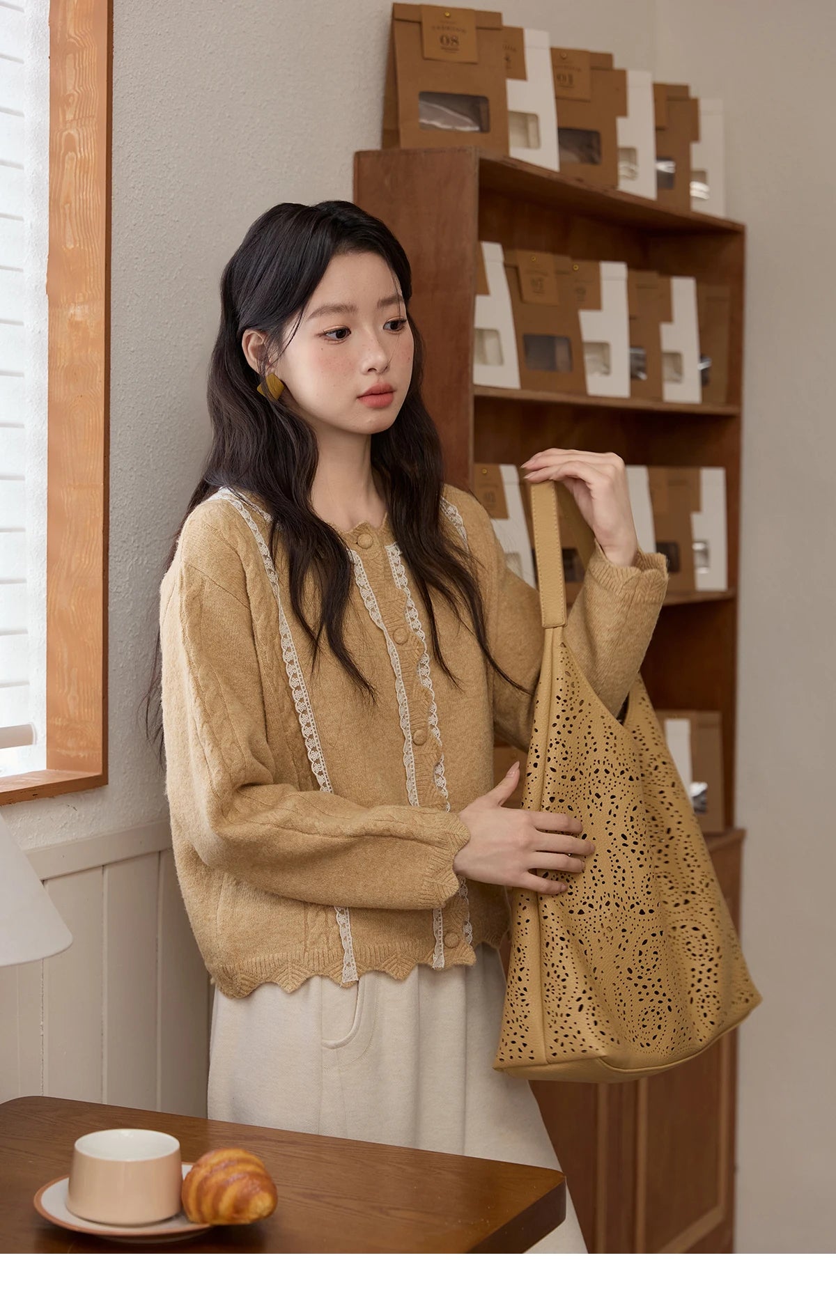 MISHOW Yellow Knitted Cardigan Ladies 2025 New Sweet Lace Stitching Cable Sweater Commute Women's Autumn Cardigan MXE51Z2546