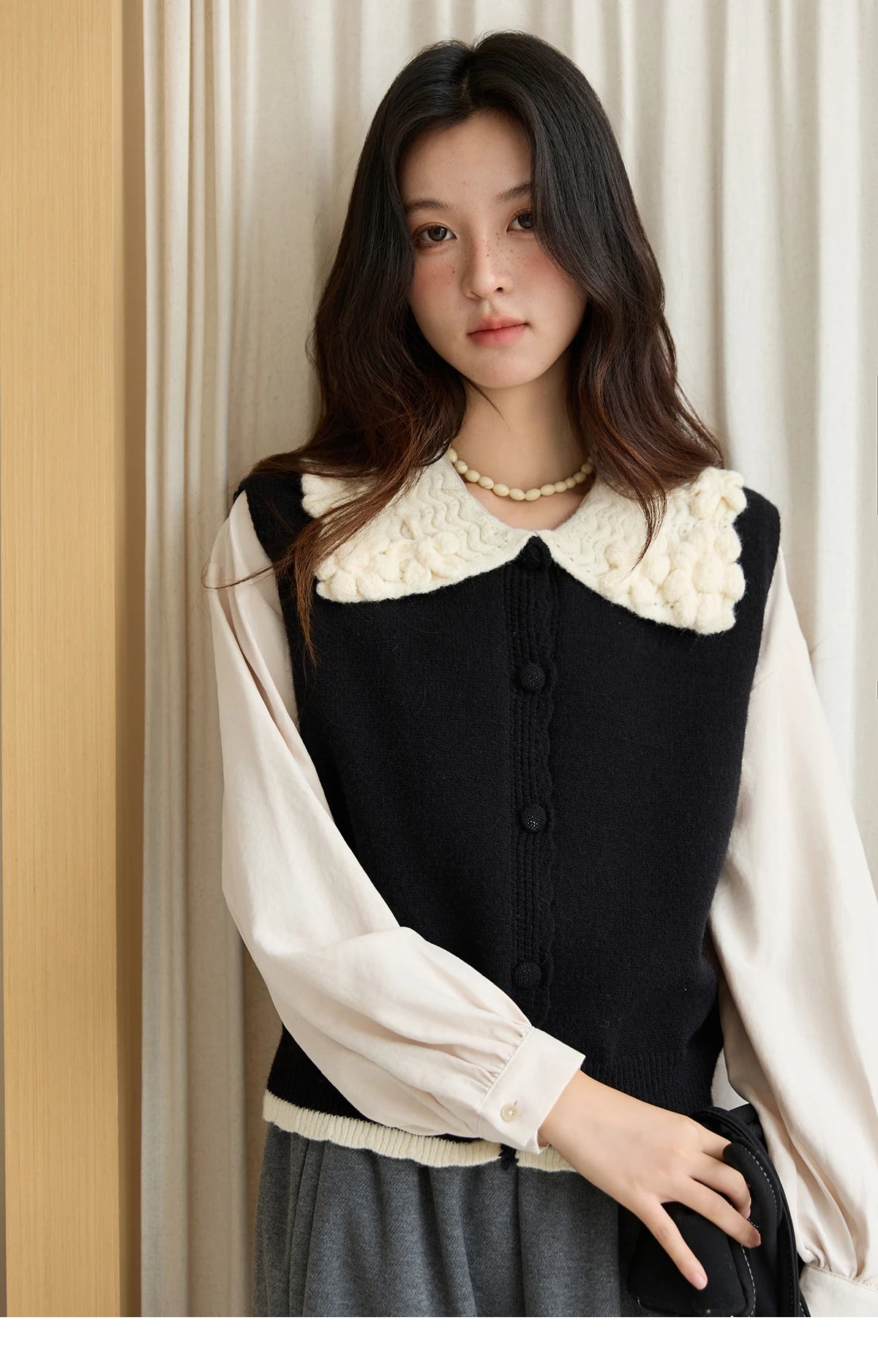 Mishow Black Peter Pan Collar Knitted Vest MXE45Z2484