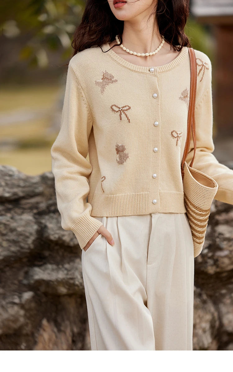 MISHOW Dog Bow Jacquard Knitted Sweater 2025 Spring Yellow Single Row Pearl Button Top Round Neck Elegant Sweaters MXE13Z1197