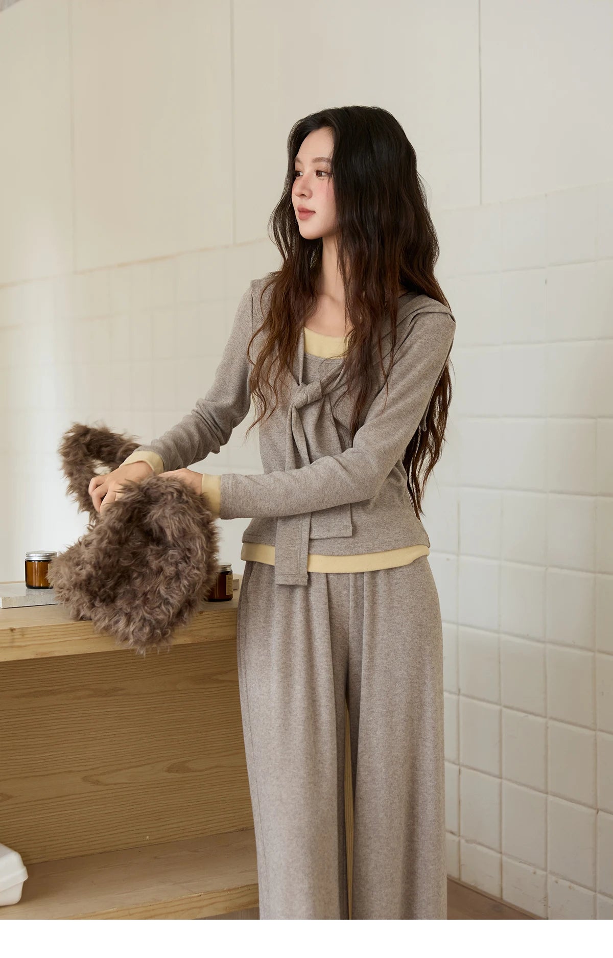 MISHOW Elastic Waist Casual Pants 2025 Autumn Winter Solid Full Length Pants Loose Wide Leg Trousers Office Lady MXE89K1119