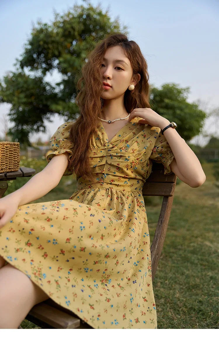 MISHOW Women's Retro Puff Sleeve Flower Dress 2025 Summer Waist Slim A-LINE V-Neck Shirring Female Ankle-Length Dress MXC33L1374