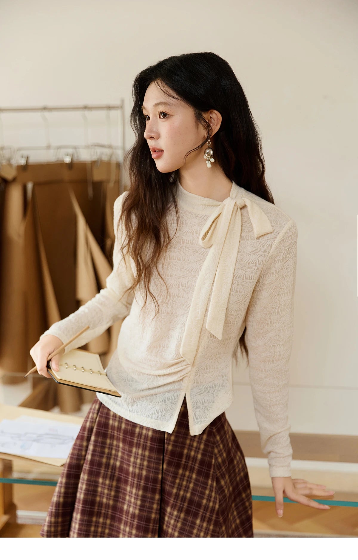 MISHOW Lace Base Tops for Women Autumn 2025 Retro Stand Neck Lace Up Bow Thin Sweater Apricot Waist Knitted Inner Top MXE45Z1382