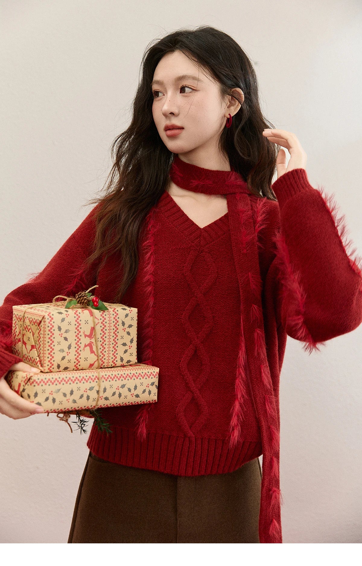 MISHOW Christmas Knitted Sweater Women 2025 Winter Burgundy V-neck Loose Tops Mink Fur Tassel with Scarf Tie Sweaters MXE93Z2809