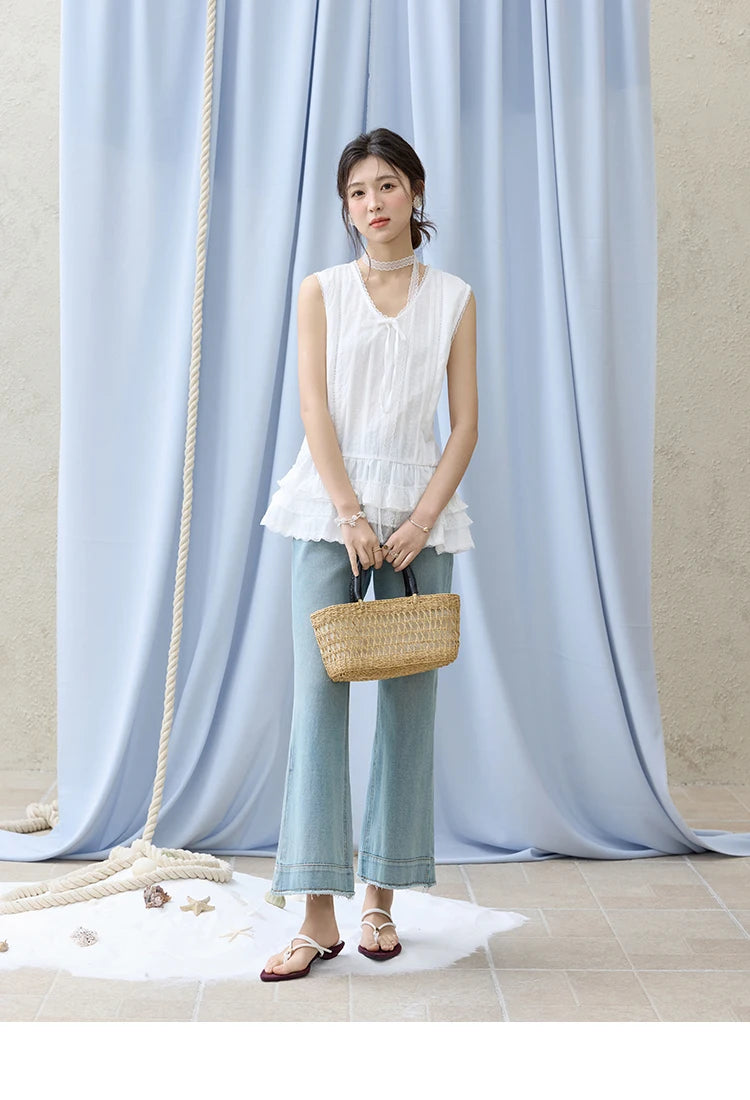 MISHOW Versatile Summer Vest Women 2025 New Solid V-neck Lace Cake Hem Sleeveless Vests Female Fashion Straight Tops MXE31X1779