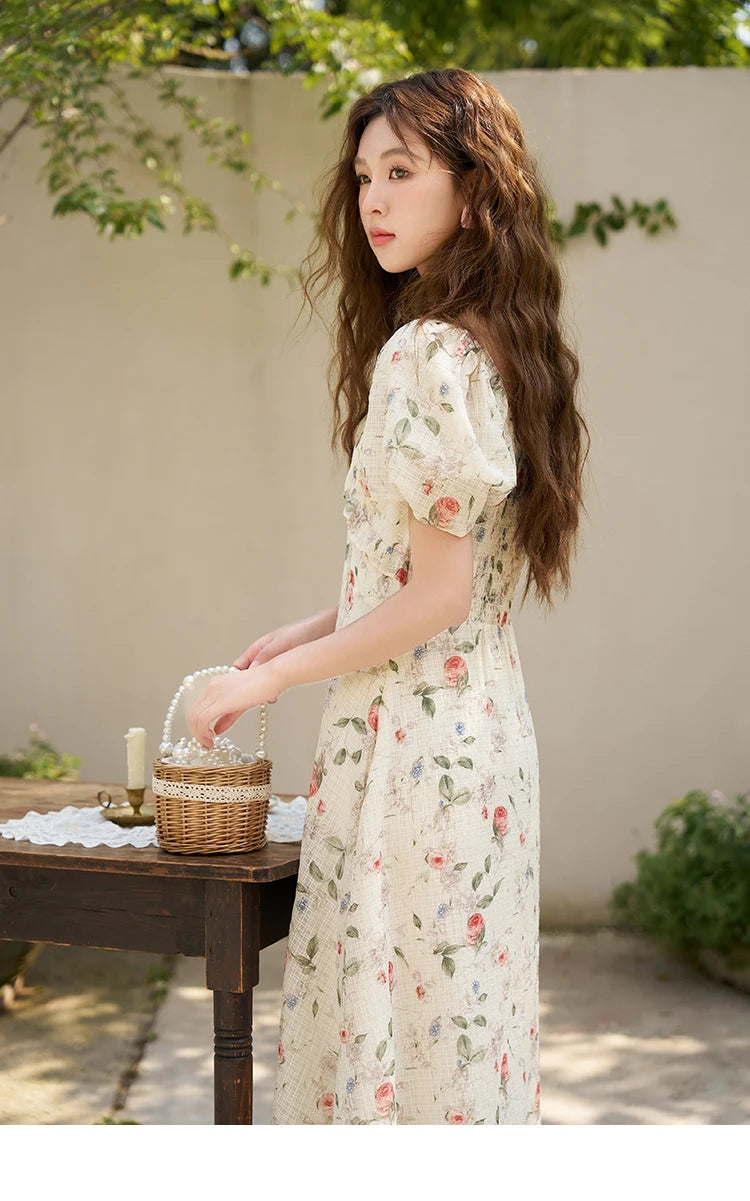 MISHOW Elegant Fairycore Floral Dresses for Women 2023 Summer French A-line Ruffles V-neck Puff Sleeve Sweet Dress MXC33L1465