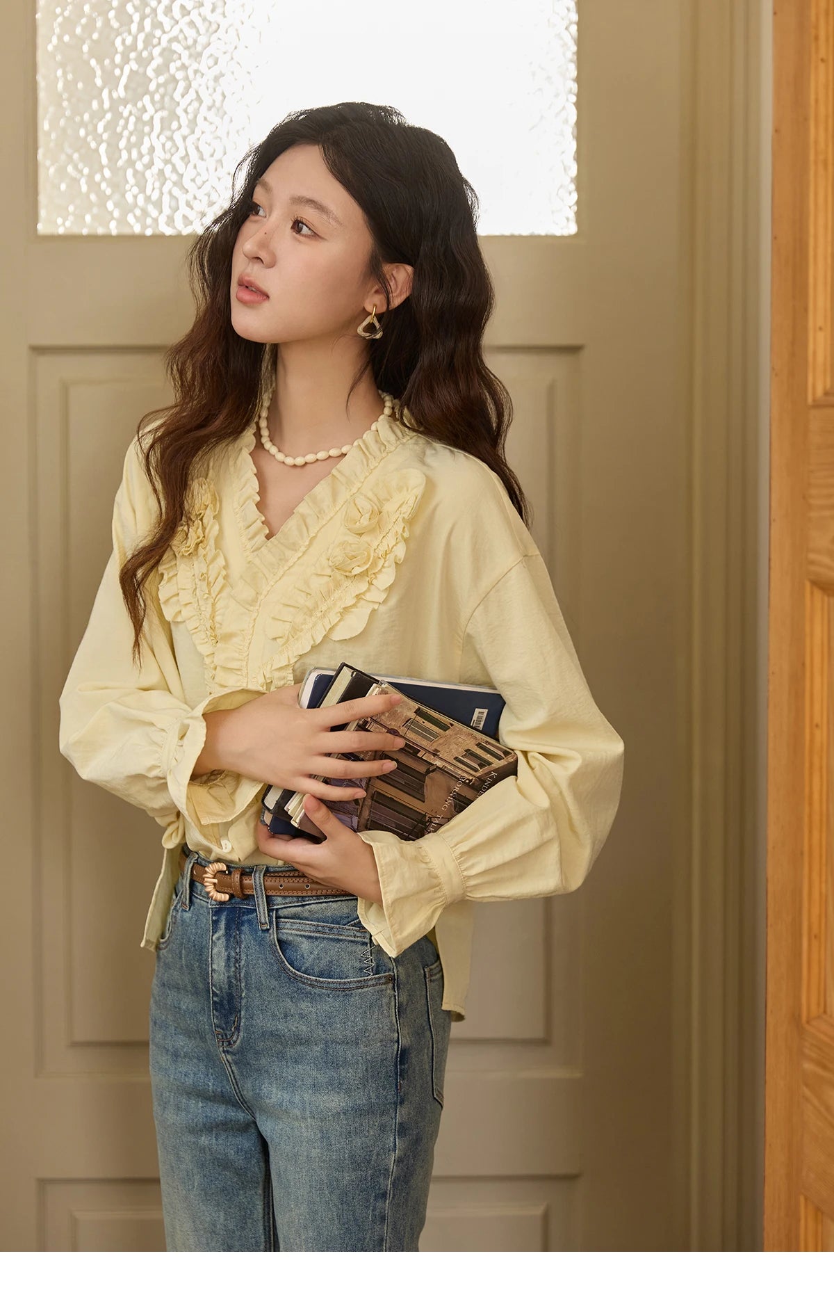 MISHOW Hand Sewn Rose Blouse for Women Autumn 2025 V-neck  Edible Tree Fungus Edge Tops Sweet Lantern Sleeves Blouses MXE44X2470