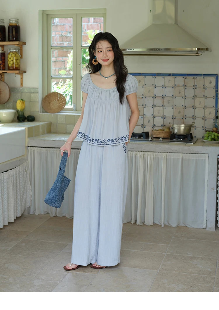 MISHOW Women's Two Piece Set 2025 Summer New Embroidery Flower Round Neck Blouse Fashion Pocket Wide Leg Pants Set MXE39T0669