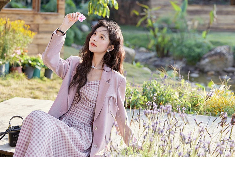 MISHOW Blazers for Women Spring 2025 Shoulder Pads Back Hem Slit Bow Coat Temperament Solid Single Breasted Blazer MXE13W0706