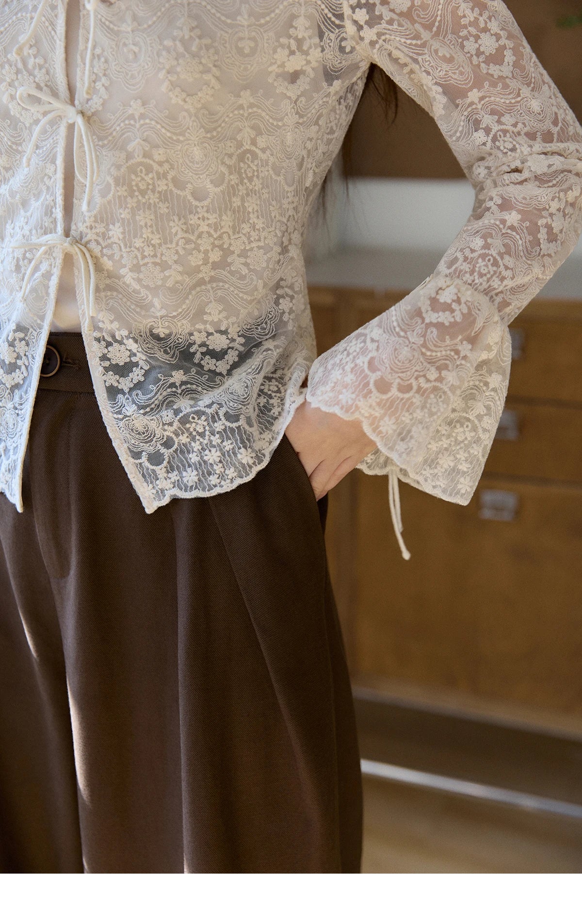 MISHOW Women's Sweet Lace Top Camisole Set Spring Tie Front Flare Sleeve Sheer Casual Elegant Two-Piece Knitwear MXF108X1001