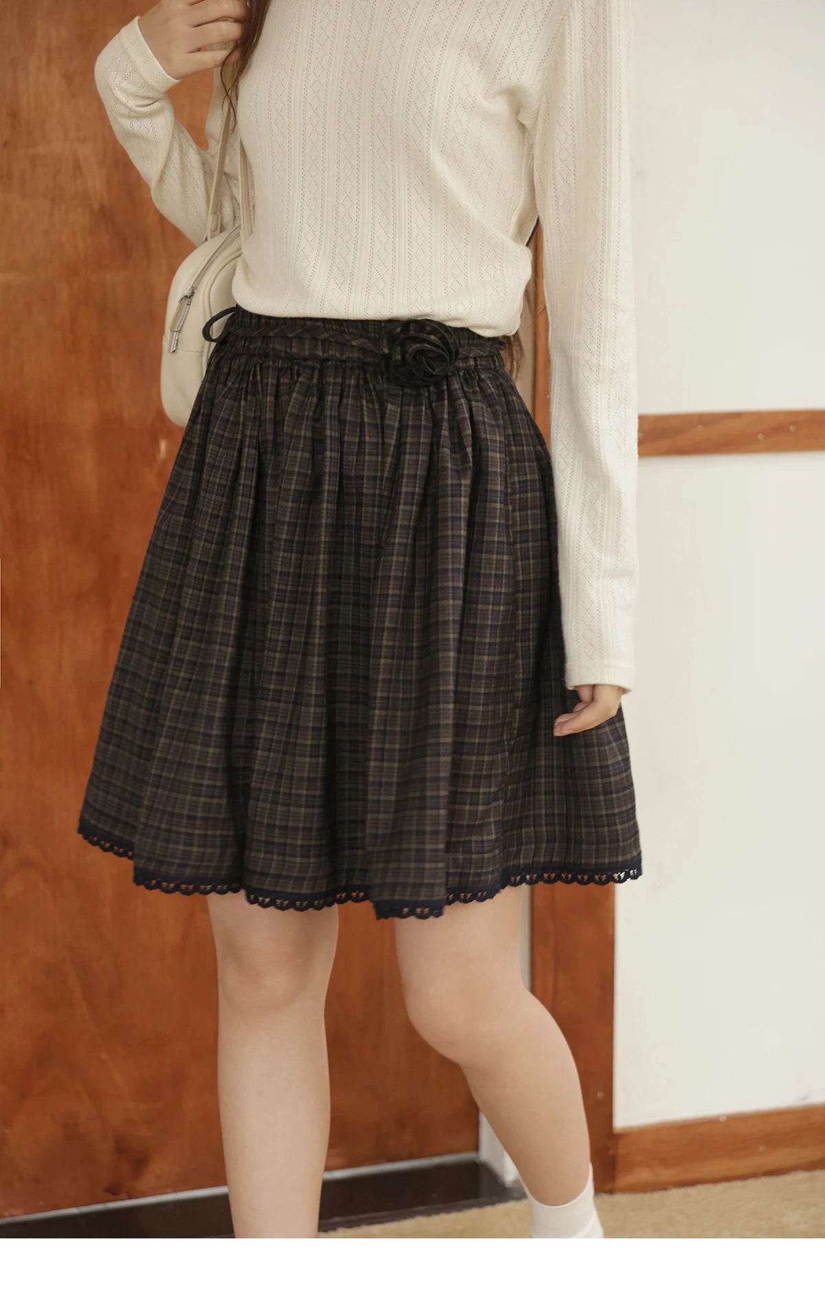 MISHOW Green Plaid Short Skirt Autumn Handmade Flower Tie Brushed Fabric Skirt Elastic Waist Hem Splic Lace Skirts MXE44B2407