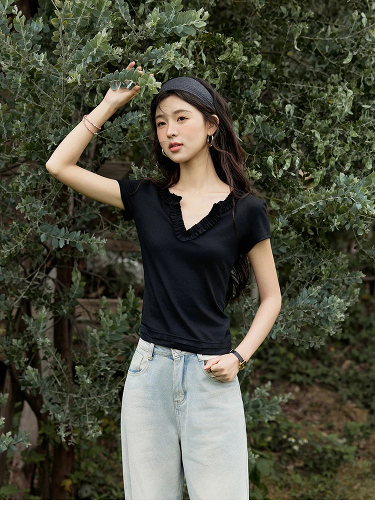MISHOW Casual Summer T-shirts Women New 2025 Short Sleeve V-neck  Solid Straight Shoulder Slimming Shirt Female Thin MXE35T0562