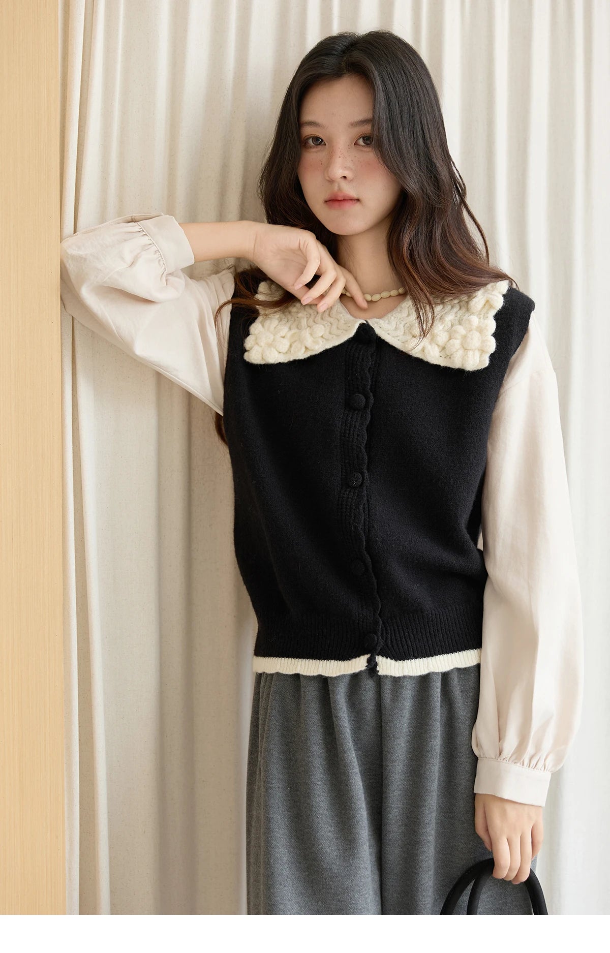 Mishow Black Peter Pan Collar Knitted Vest MXE45Z2484