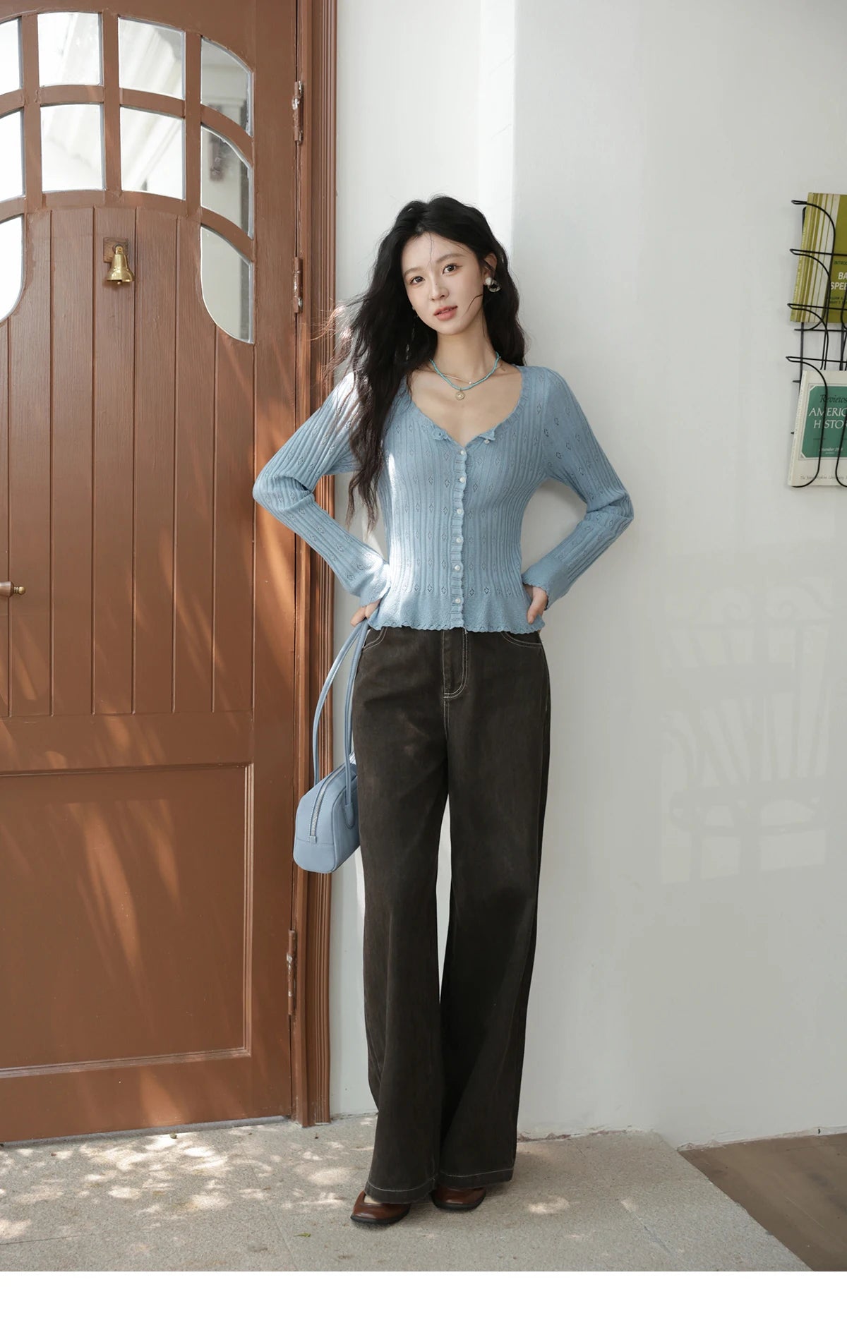 MISHOW Pit Stripe Thin Knitted Sweater for Women Autumn 2025 French Retro Round Neck Cardigan Temperament Casual Top MXE42Z1374