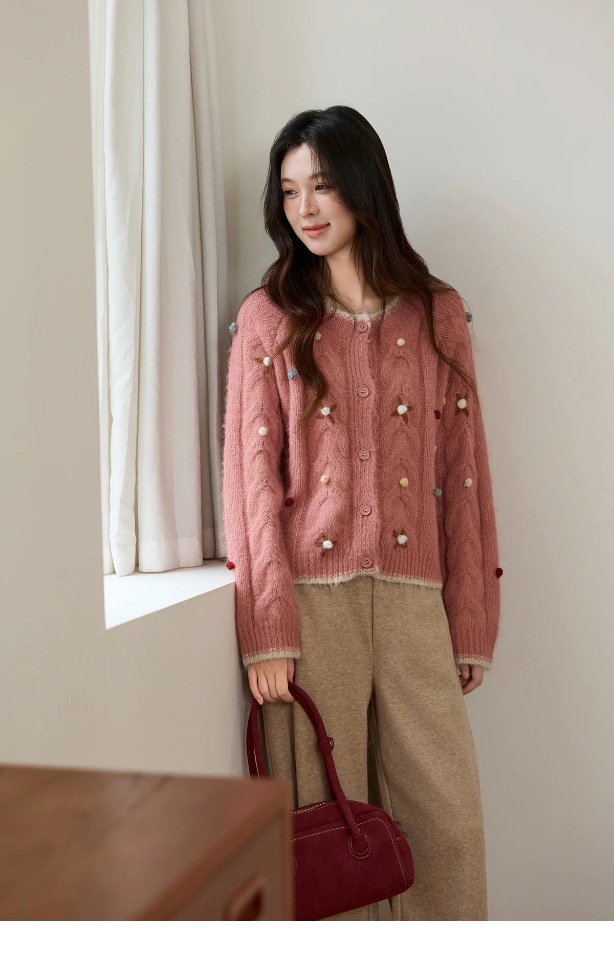MISHOW Hand-crocheted Knitted Cardigan for Women 2025 Autumn Luxury Long Sleeves Wool Blended Loose Casual Tops MXE48Z2575