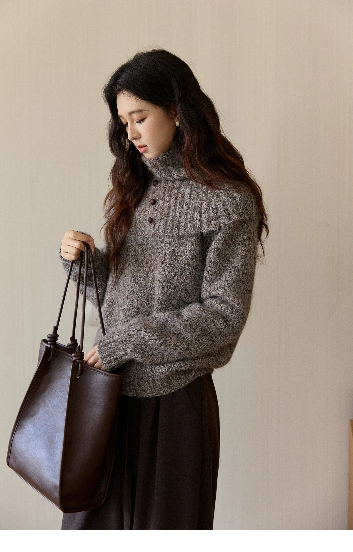 MISHOW Women's Gray Knit Sweater with Neckwear Scarf 2025 Winter Textured Button Decor Loose Warm Pullover Sweater MXE94Z2978