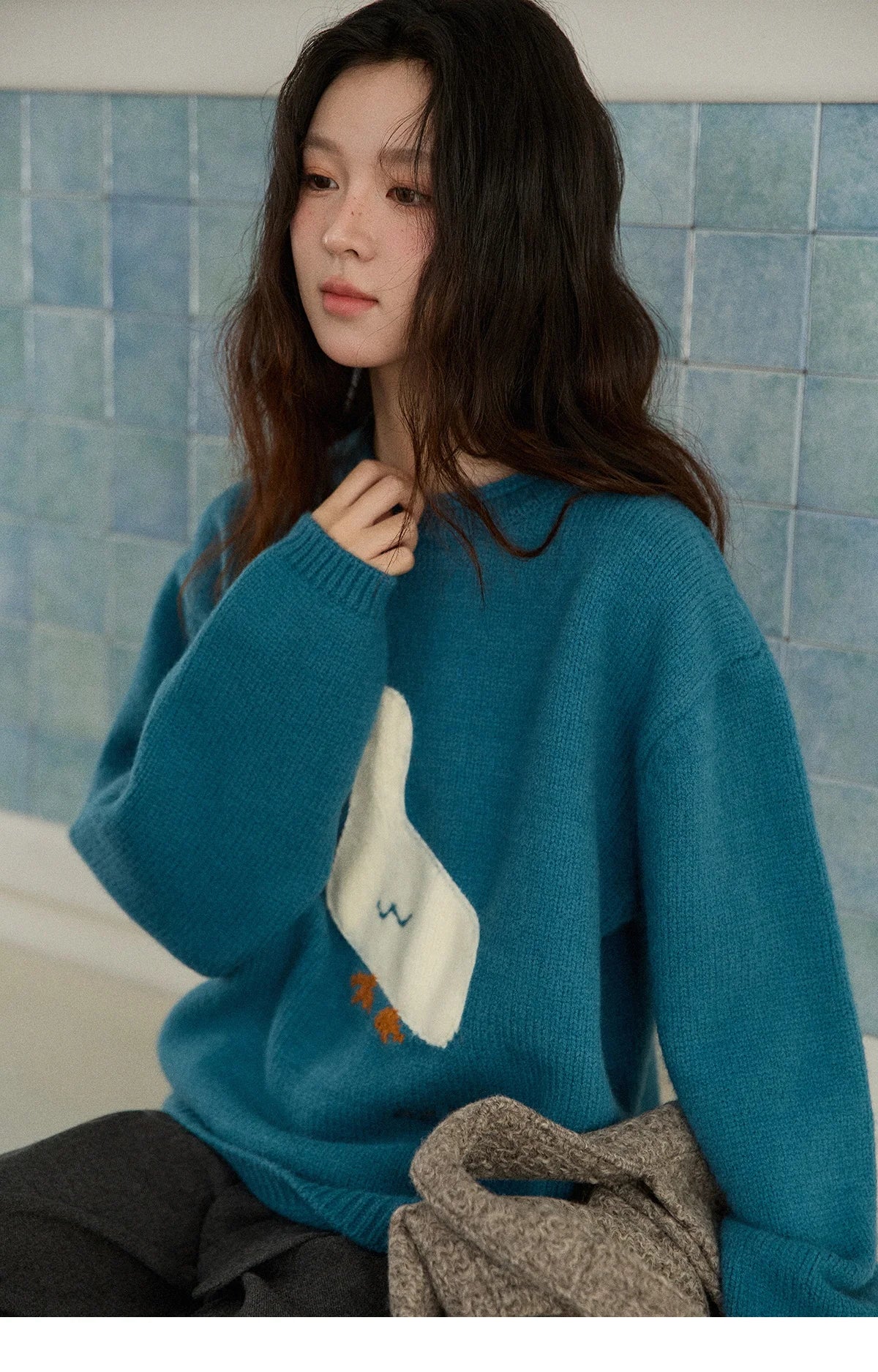 MISHOW Woman Knit Top Peacock Blue Jacquard Sweater for Women 2025 Winter O-neck Long Sleeve Loose Fit Thick Sweater  MXE86Z2751