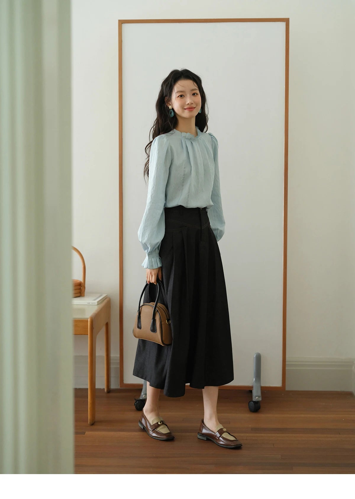 MISHOW Blue Jacquard Texture Blouses 2025 Autumn Black Fungus Edged Stand Collar Blouse Bubble Sleeves Commuting Top MXE41X1934