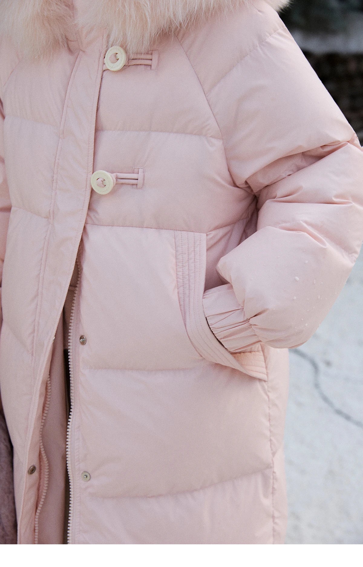 MISHOW Women's Long Down Coats 2025 Winter Fox Fur Collar 90% White Duck Down Down Jacket Warm Coat Large Pockets MXD112Y0070