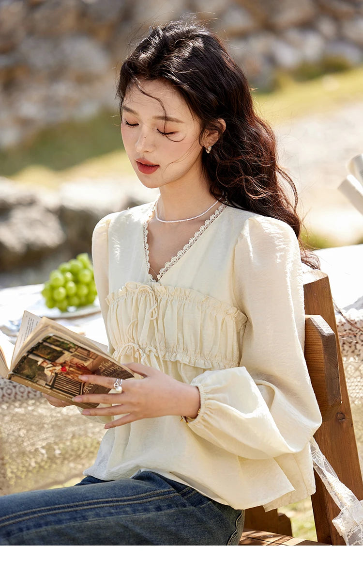 MISHOW Women's Jacquard Lace V-neck Blouses 2025 Spring Ruffled Wavy Design Blouse Slim Elegant Commuting Sweet Top MXE12C0397