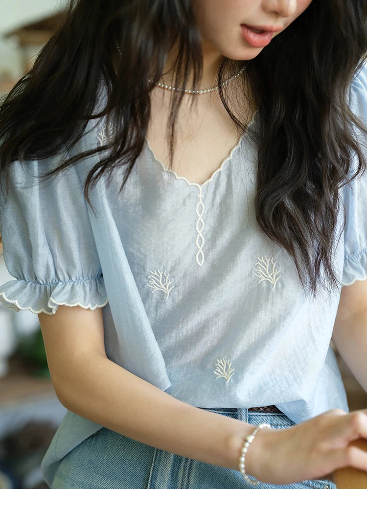MISHOW Women's Coral Embroidery Summer Blouse 2025 New Fashion V-neck Puff Sleeve Blouse Casual Women's Clothing ﻿MXE37X1850