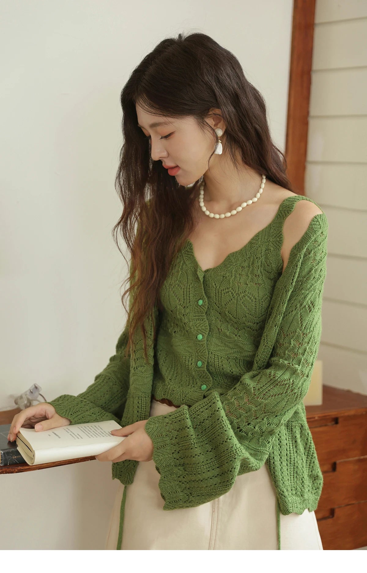 MISHOW Women's Wool Knitted Suit Autumn 2025 Flared Sleeves Lace-up Cardigan Single-breasted Camisole Two-piece Set MXE42T0717