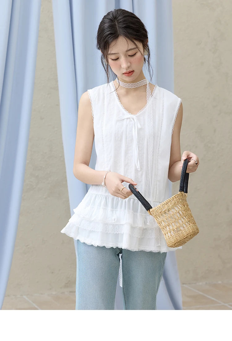 MISHOW Versatile Summer Vest Women 2025 New Solid V-neck Lace Cake Hem Sleeveless Vests Female Fashion Straight Tops MXE31X1779