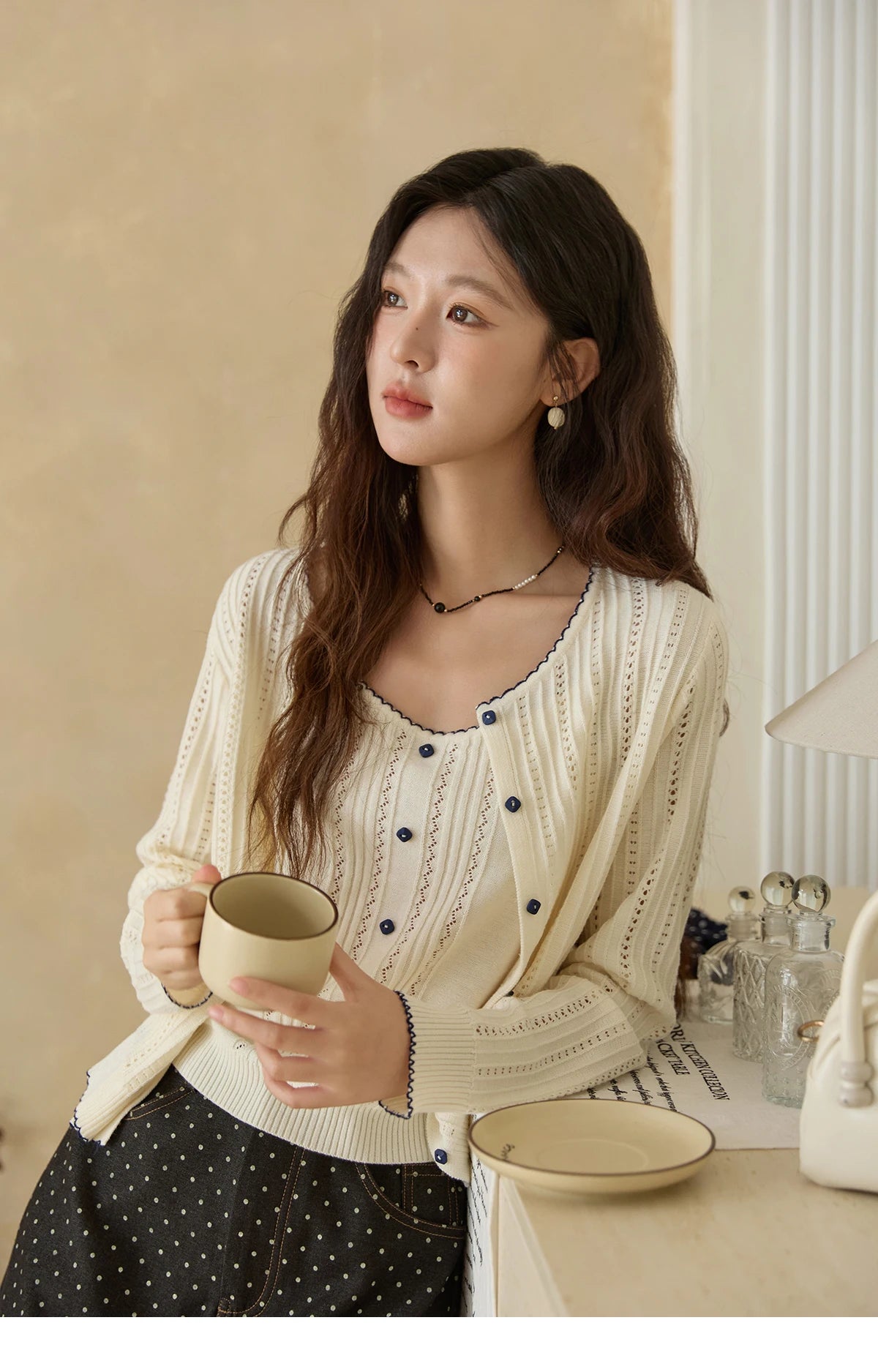 MISHOW Woman Apricot Knit Two-piece Set Wool 2025 Autumn Retro Long Sleeves Cardigan With Camisole Vest Casual Outfit MXE43T0726