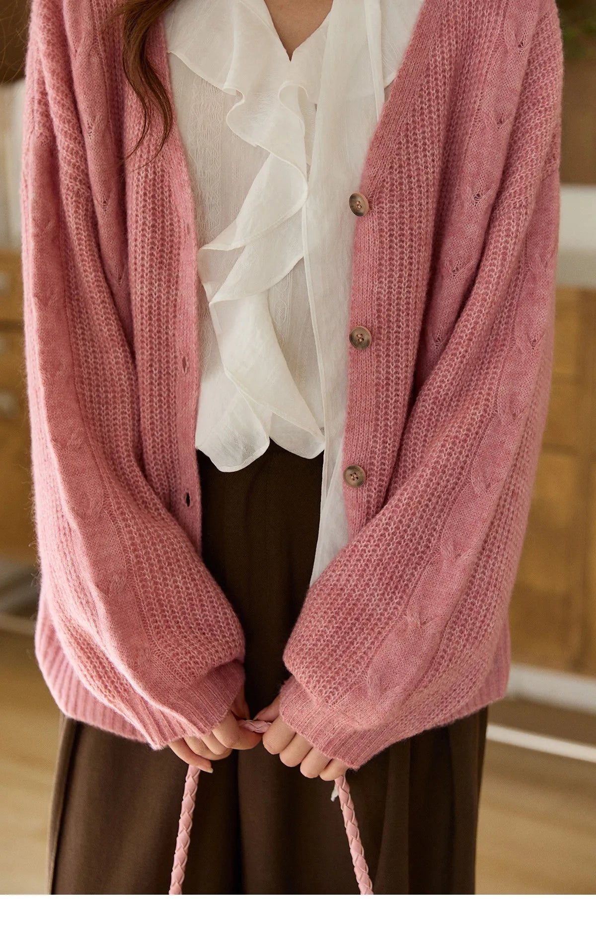 MISHOW Women's Dusty Pink Knitted Cardigan 2026 Spring V-Neck Single Breasted Tops Loose Casual Long Sleeve Outerwear MXF11Z2898