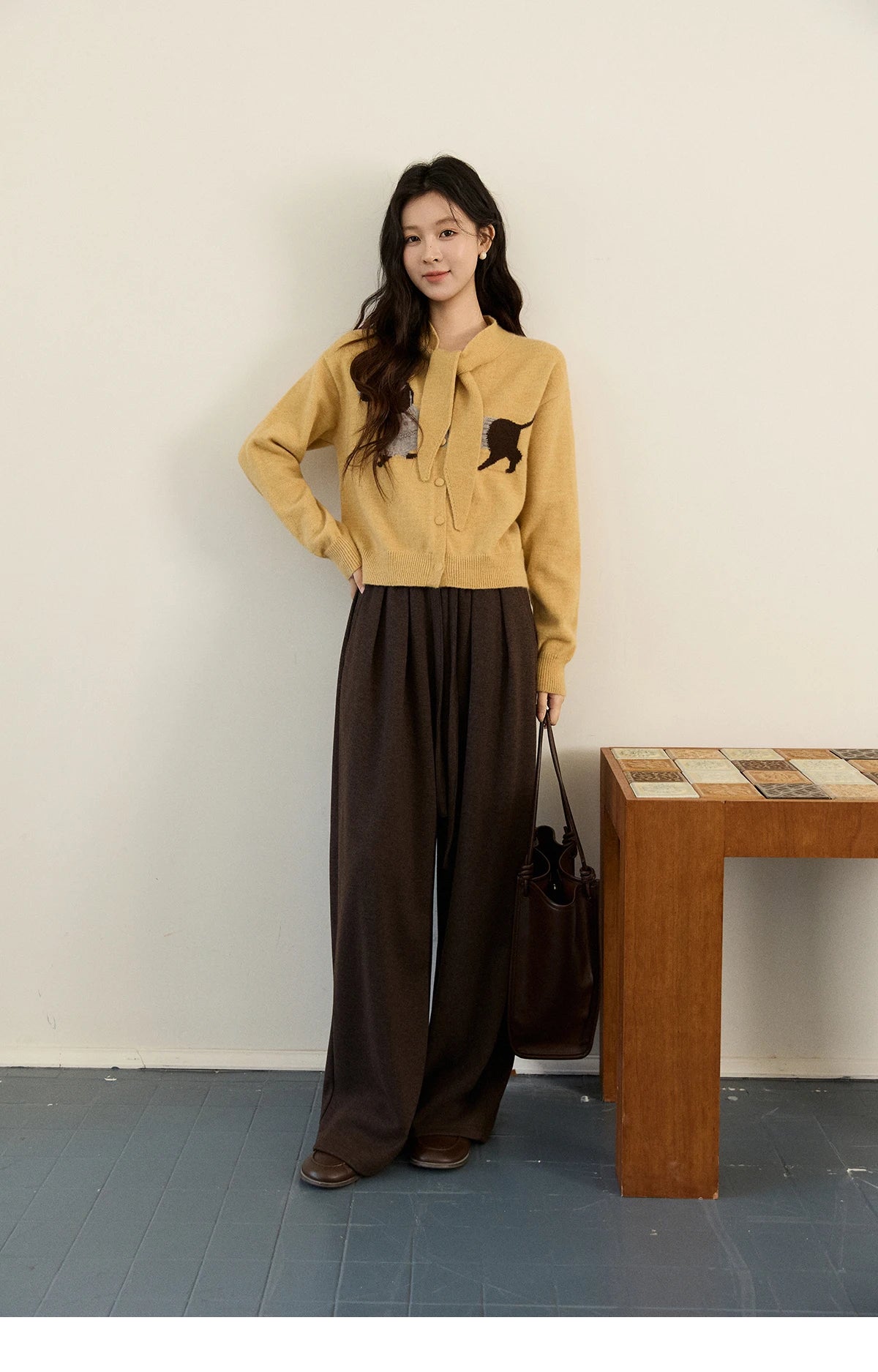 MISHOW Women's Pink Knit Cardigan 2025 Autumn Winter Dachshund Pattern Bow Collar Sweaters Single-breasted Loose Tops MXE94Z2997