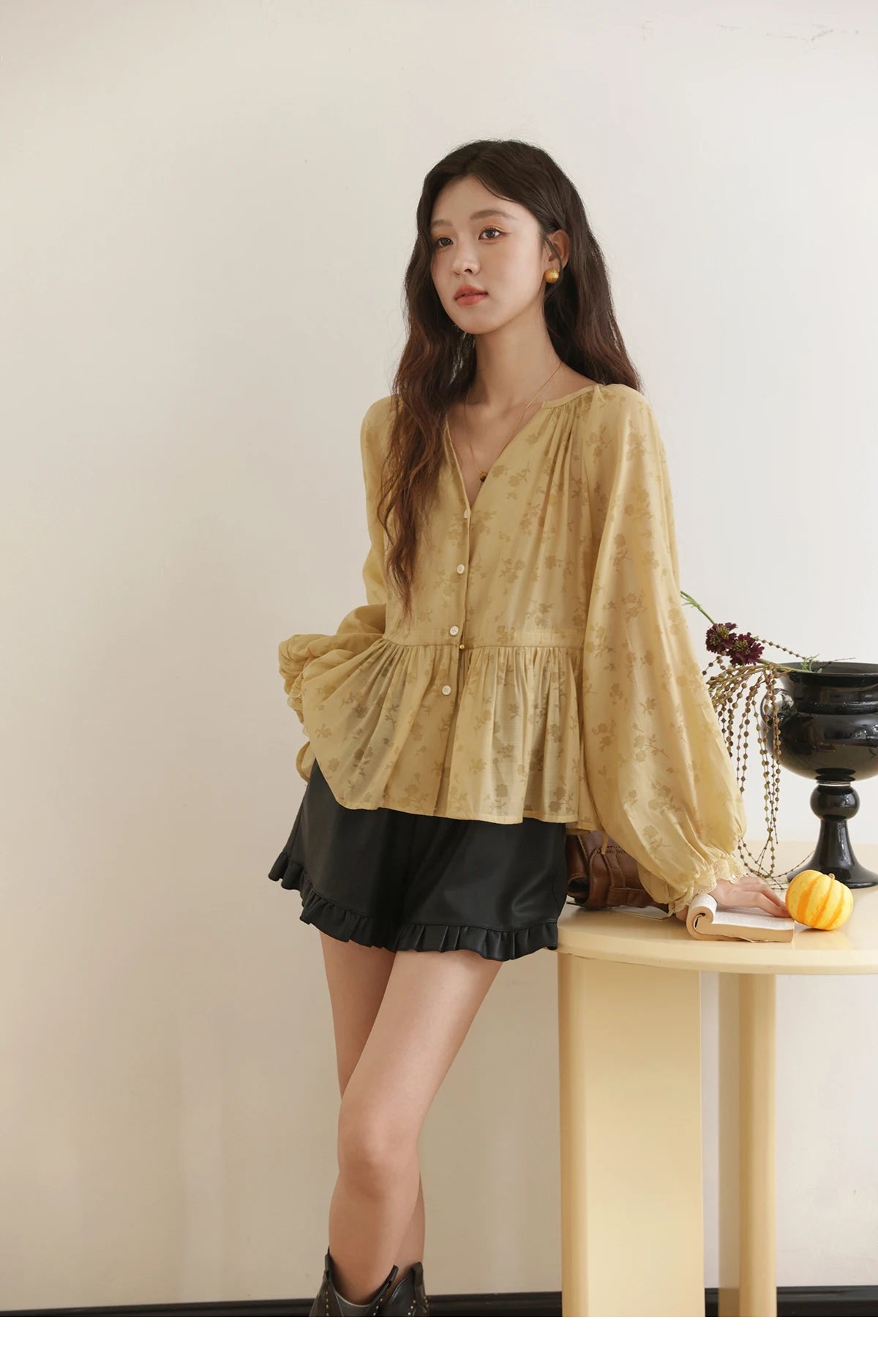 MISHOW Elegant Woman Shirt 2025 Autumn Yellow Printing Lantern Sleeves Shirt Commute Drawstring Waist Lace Trim Top MXE45X2499