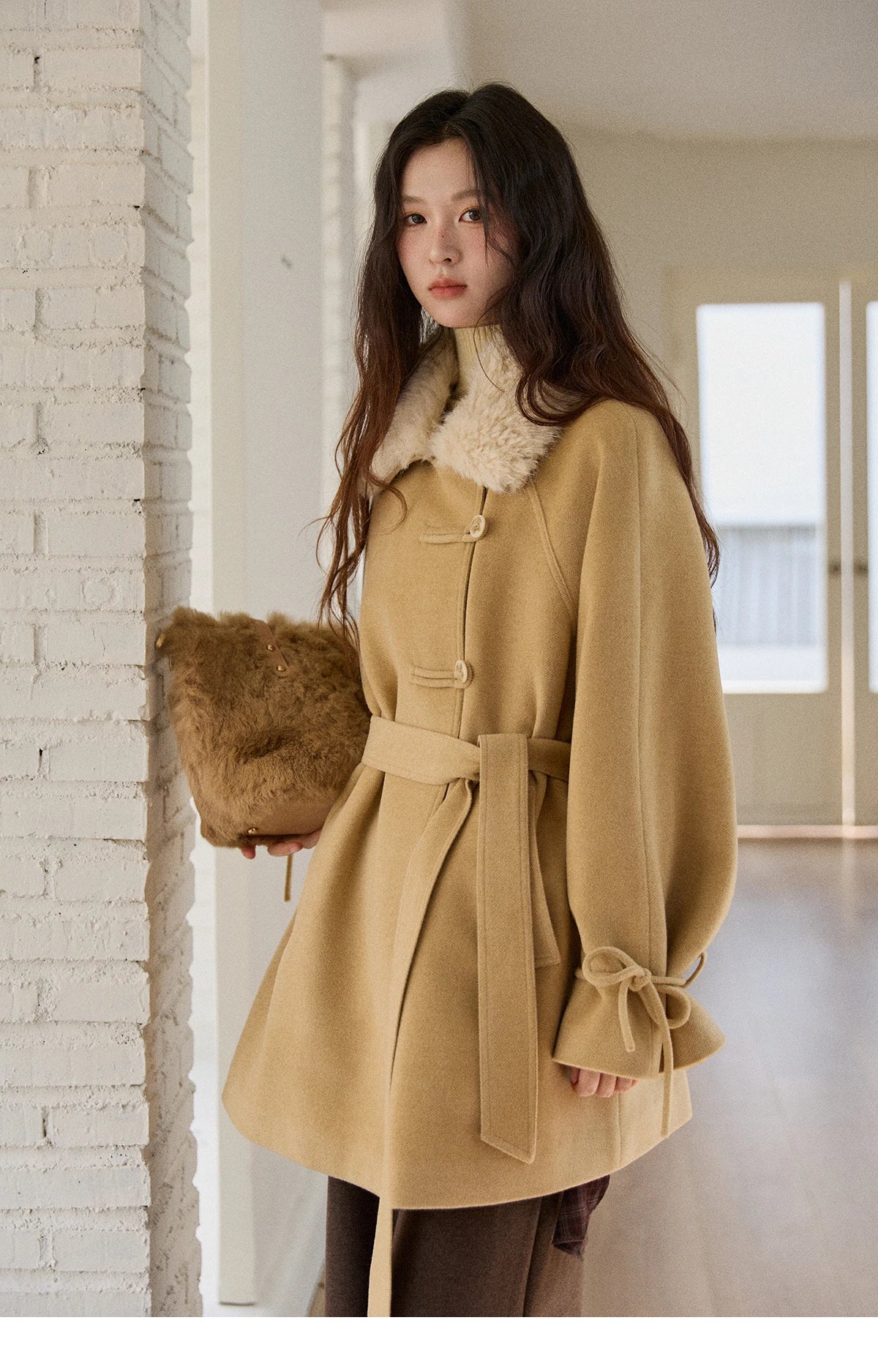 MISHOW Woman Sweater Vest 2025 Winter Retro Brown Jacquard V-neck Knitted Vest Loose Commute Versatile Pullover MXE86Z2659