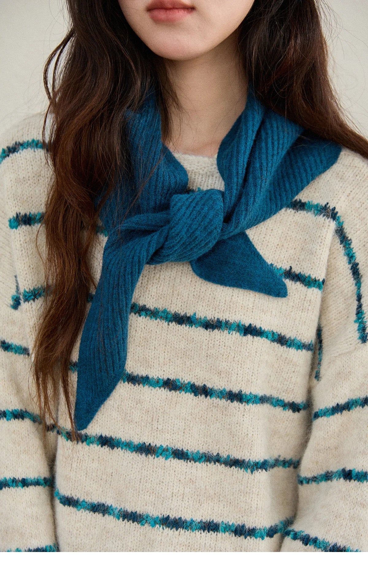 MISHOW Women's Blue Striped Sweater 2025 New Alpaca Wool Shawl Scarf Set Retro Loose Casual Knit Top Winter Clothes MXE90Z2821