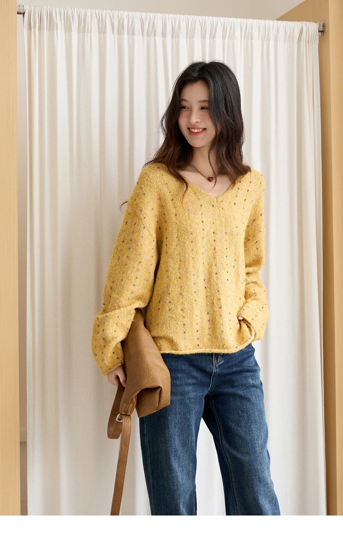 MISHOW Women Long Sleeve Tops 2025 Autumn Retro Yellow Sequins V-neck Sweater Knitted Comfortable Casual Pulllovers MXE47Z2572