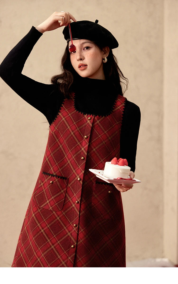 MISHOW Plaid Dress for Women Winter 2024 Contrasting Color Square Neck Plaid Dresses Woolen Sleeveless Vest Dress MXD58L2078