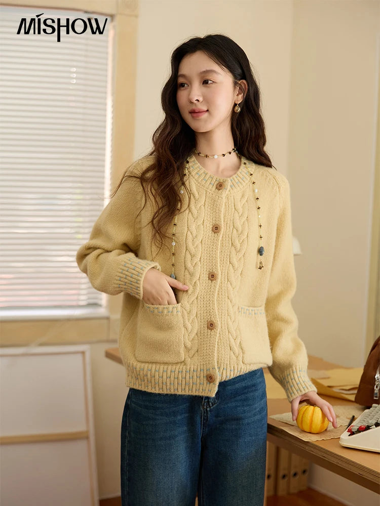 MISHOW Women's Cardigan 2025 Autumn Winter Yellow Cable Knit Cardigan Hand-Drawstring Design Commuter Short Jacket MXE47Z2566