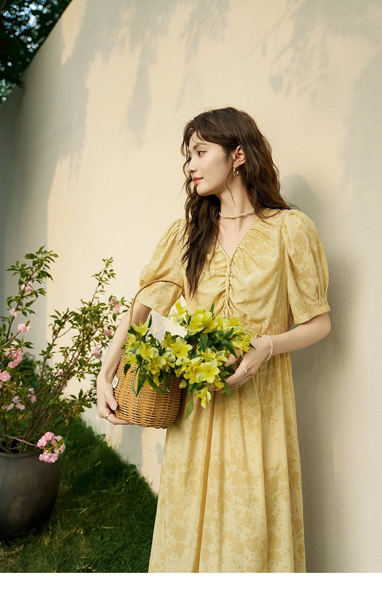 MISHOW Tea Break V-neck Dress for Women 2024 Summer French Temperament Chiffon Floral Puff Sleeve Waist Long Dresses MXD23L1878