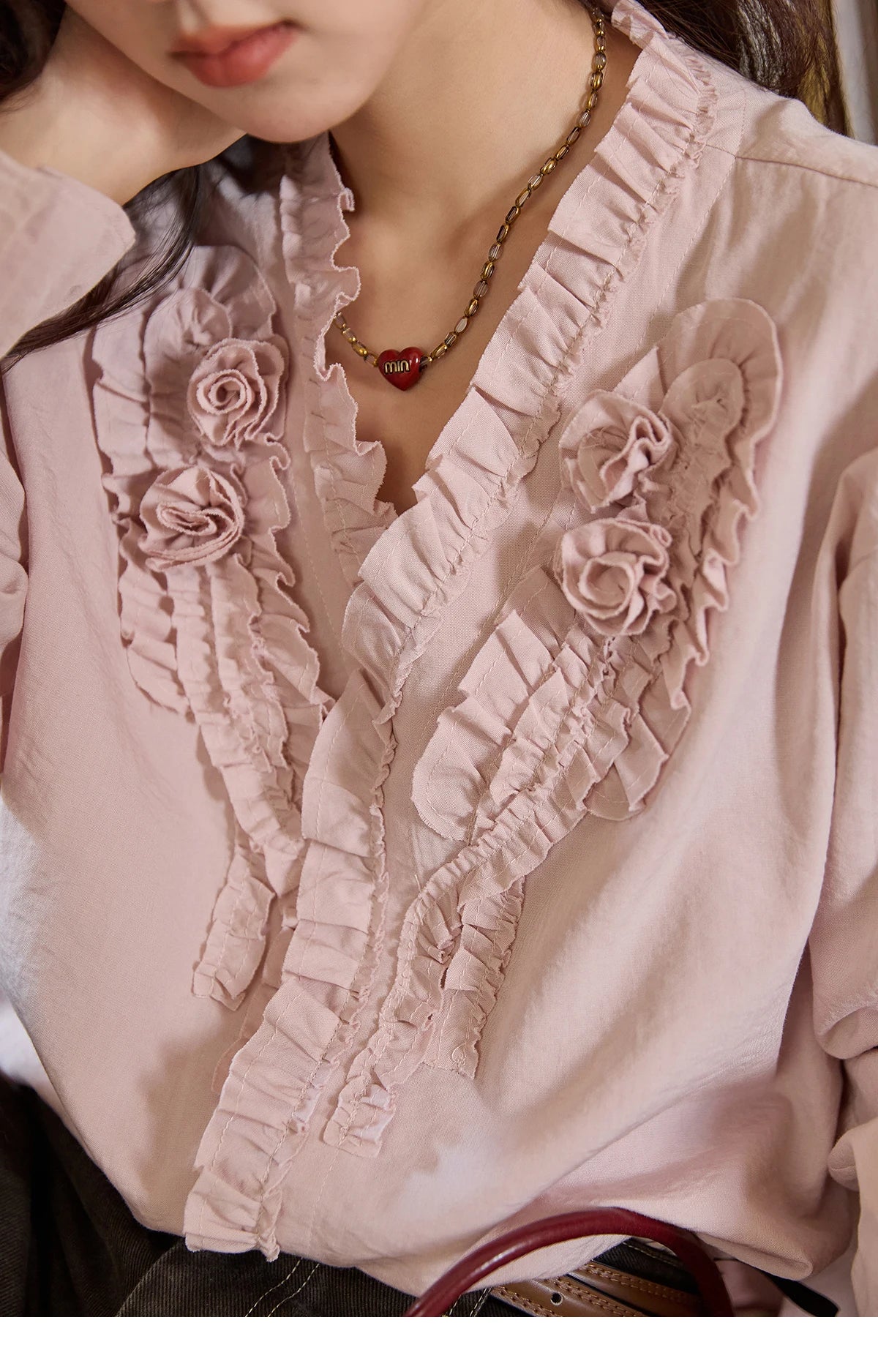 MISHOW Hand Sewn Rose Blouse for Women Autumn 2025 V-neck  Edible Tree Fungus Edge Tops Sweet Lantern Sleeves Blouses MXE44X2470