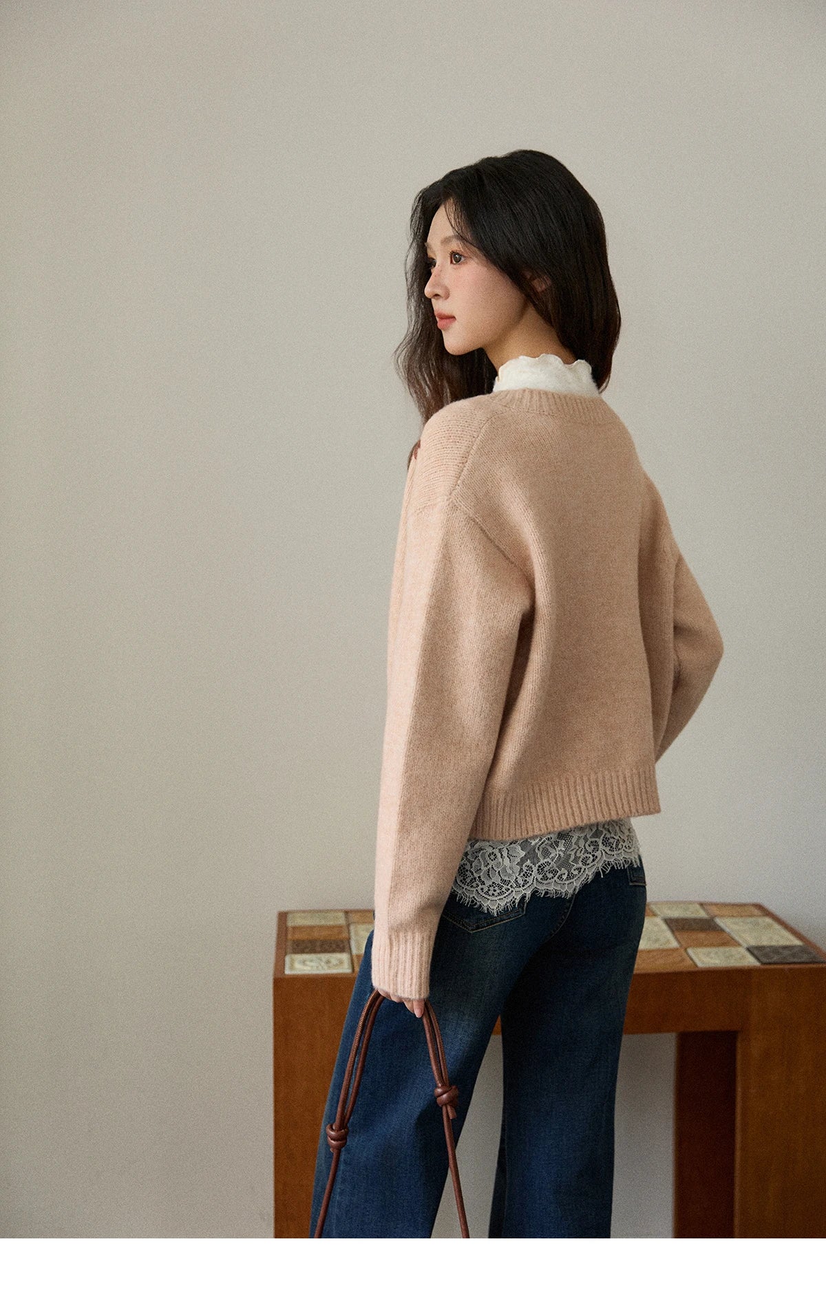 Mishow Floral Embroidery Round Neck Wool Cardigan MXE86Z2724