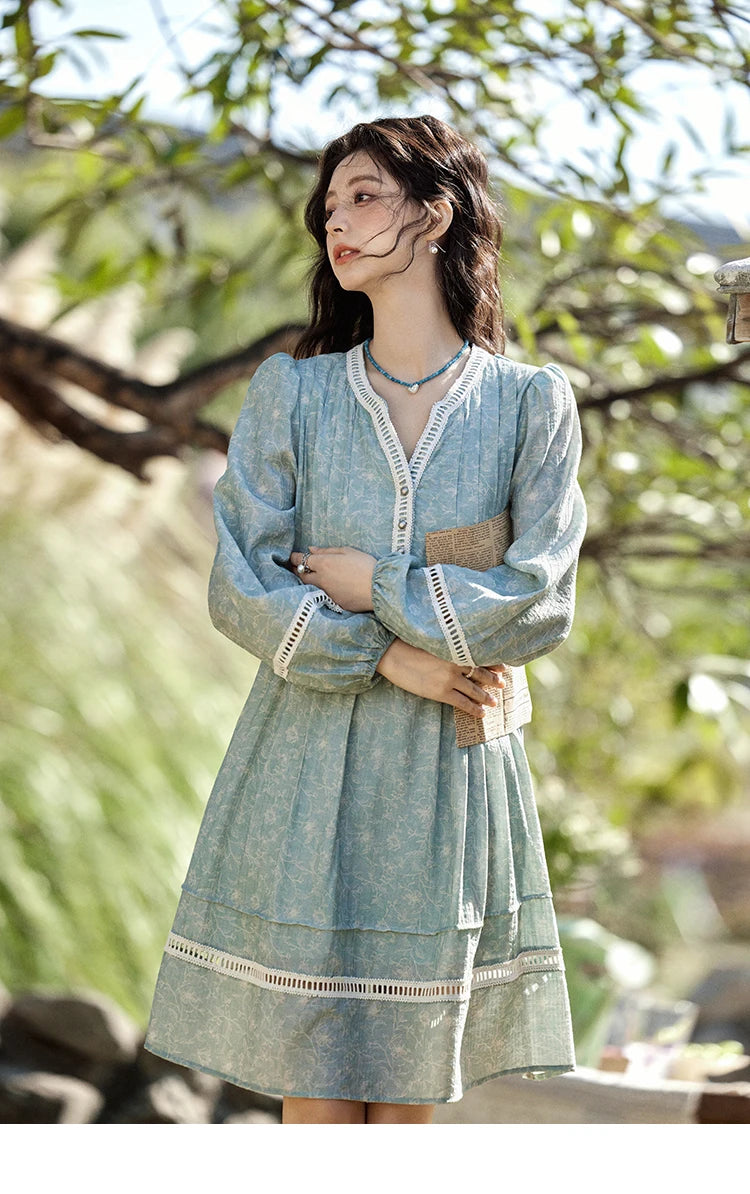 MISHOW Chiffon Printed Dress for Women Spring 2025 French V-neck Hollowed Out Lace Patchwork Medium Length Dresses MXE12L2096