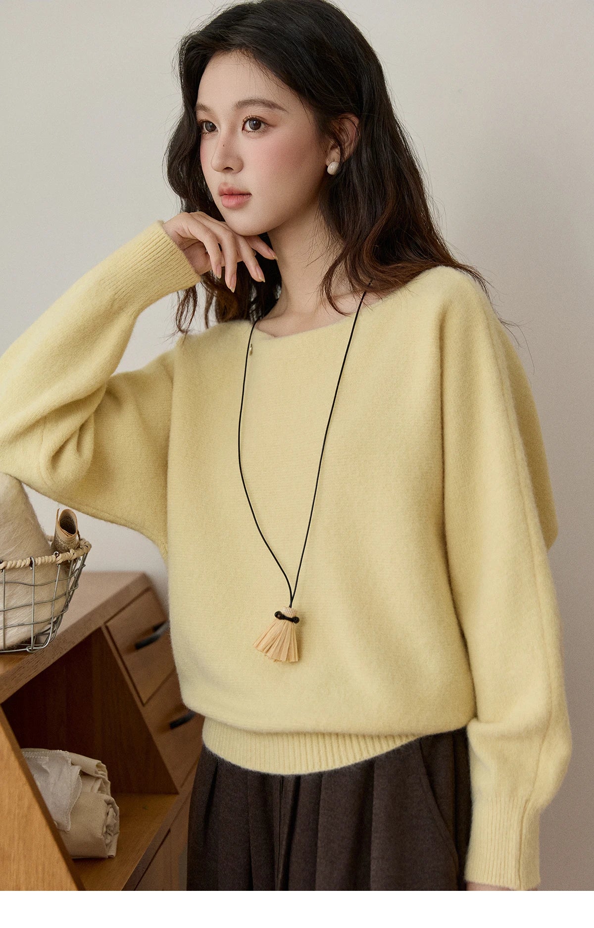 MISHOW Women's Solid Knitted Sweater 2025 Autumn Winter Boat Neck Lantern Sleeve Loose Sweater Soft Warm Pullover Top MXE94Z2984